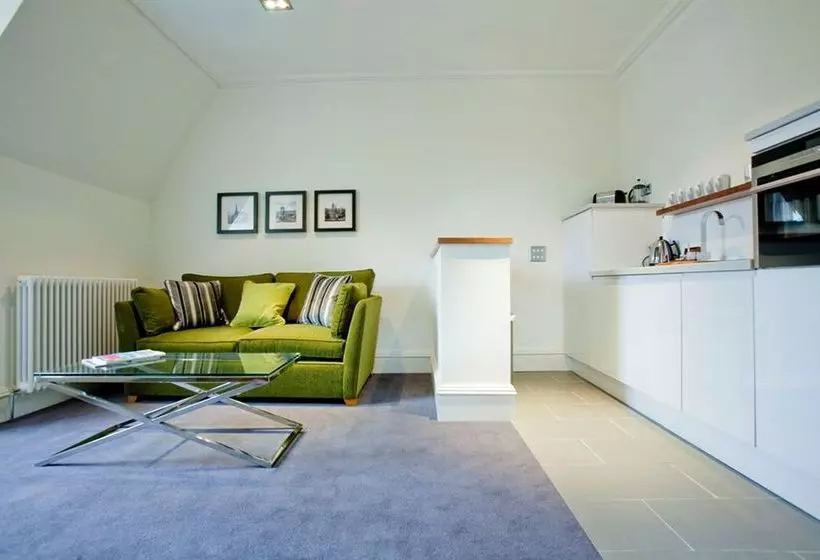 هتل Merchiston Residence