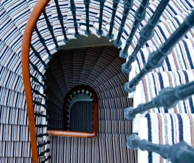 هتل Merchiston Residence