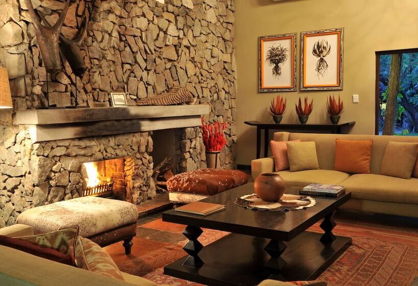 בית מלון כפרי Mjejane River Lodge