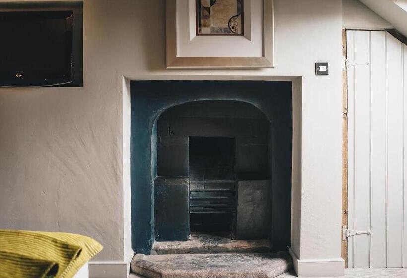 Oddfellows Chester Hotel & Apartments