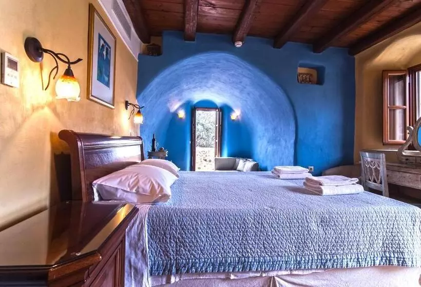 בית מלון כפרי Petropoulakis Tower