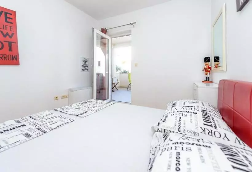 酒店 Red Coral Apartments