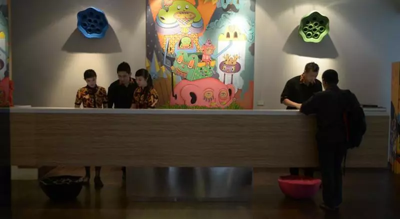 호텔 Regantris Surabaya