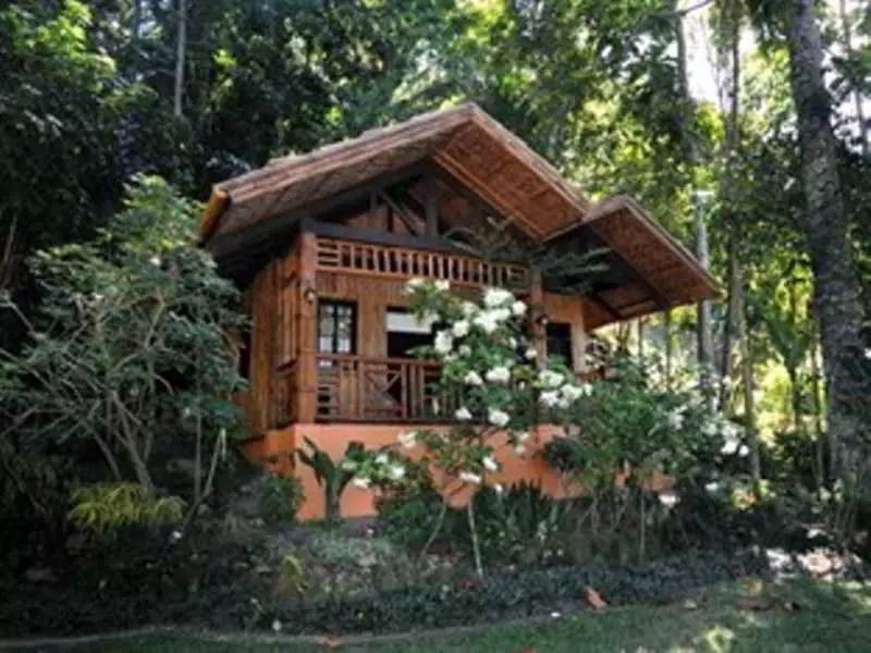 هتل Tiki Beach Resort