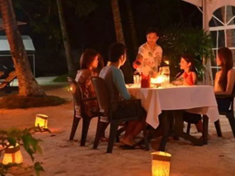 هتل Tiki Beach Resort