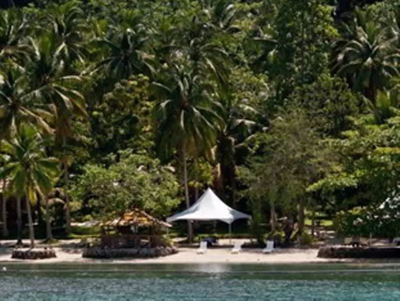 هتل Tiki Beach Resort