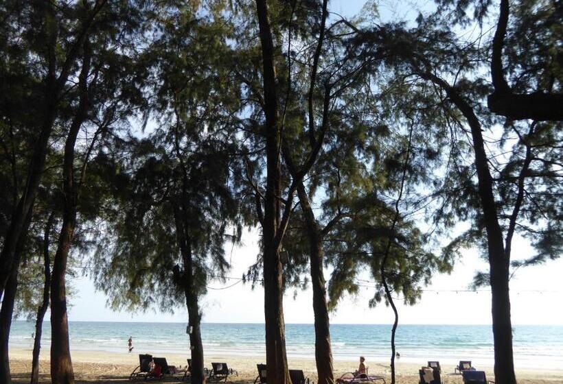 호텔 The Oriental Tropical Beach At Vip Resort