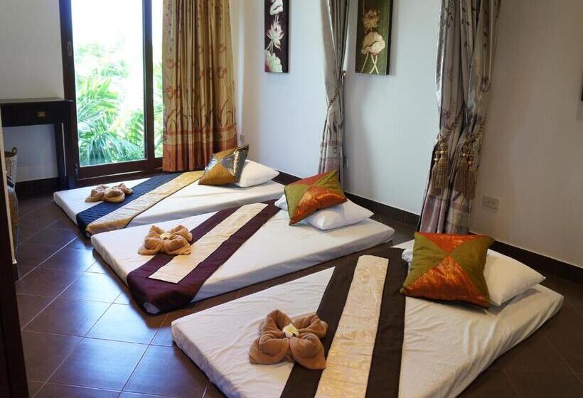 호텔 The Oriental Tropical Beach At Vip Resort