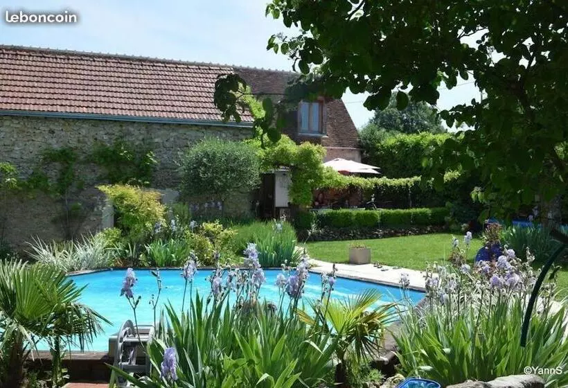 مبيت وإفطار Chambres D Hôtes La Vallée Des Vignes