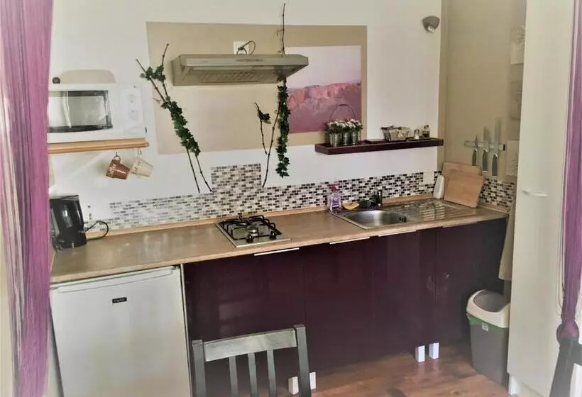 مبيت وإفطار Chambres D Hôtes La Vallée Des Vignes