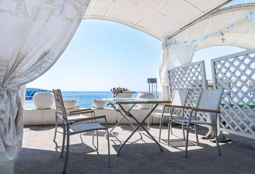 בית מלון כפרי Akvaloo