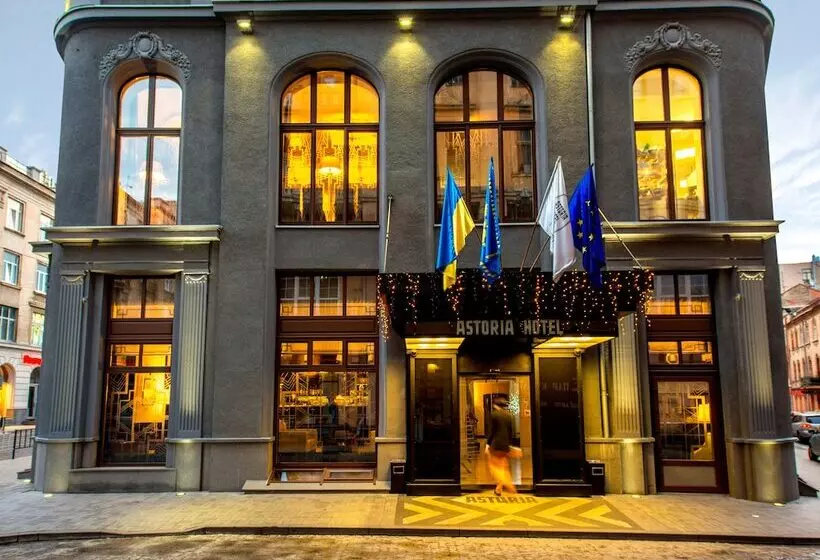 هتل Astoria