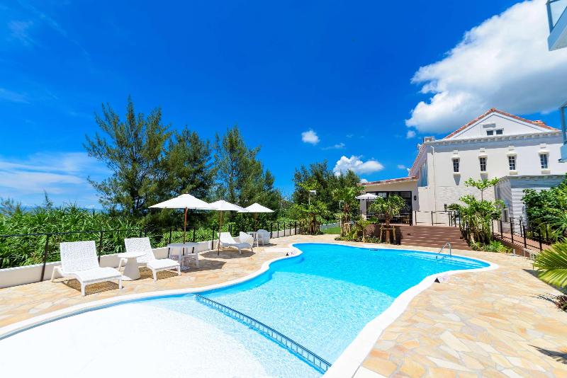 هتل Best Western Okinawa Onna Beach