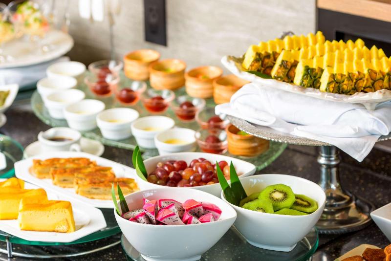 هتل Best Western Okinawa Onna Beach