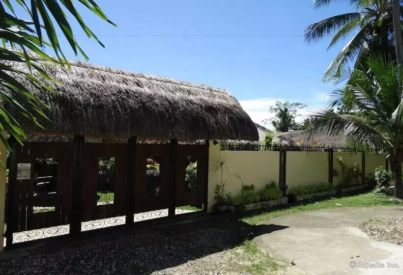 호텔 Chiisai Natsu Resort Panglao