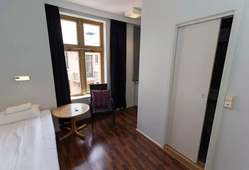 هتل Cochs Pensjonat