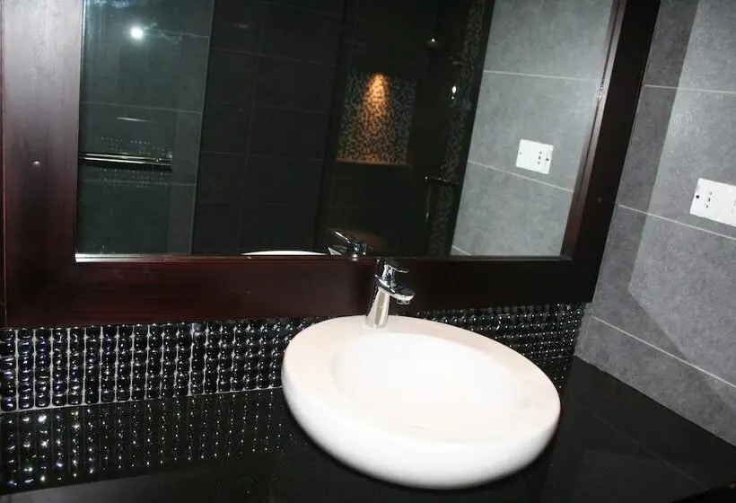 هتل Dodola Lodge