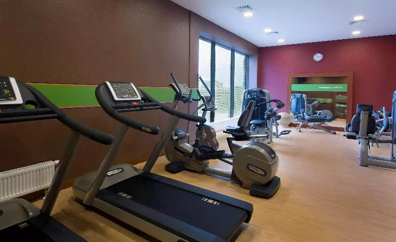 בית מלון כפרי Hampton By Hilton Gdansk Airport