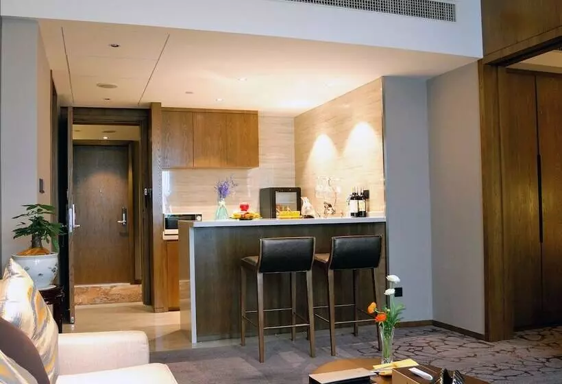 Hotel Henan Skyland Gdh