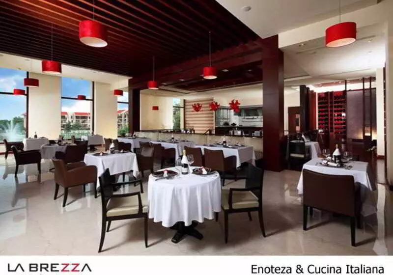 Hotel Jaypee Greens Golf And Spa Resort