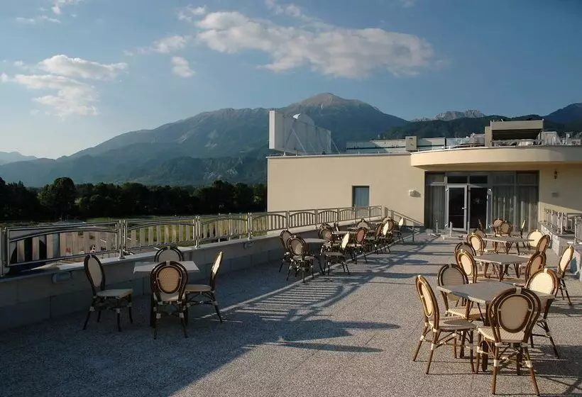 هتل Krek Superior