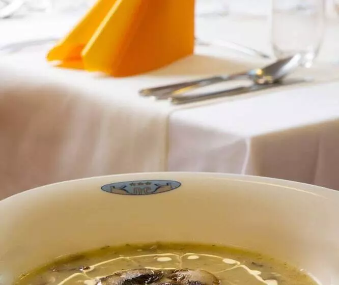 هتل Krek Superior