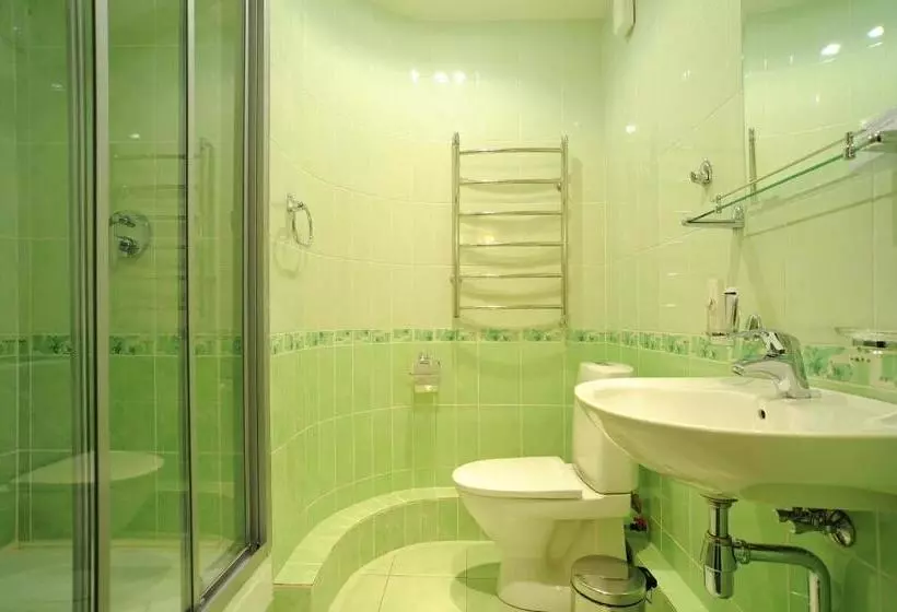 Отель Lermontov