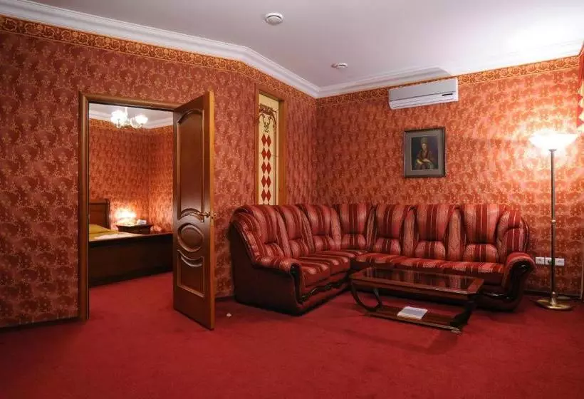 Отель Lermontov