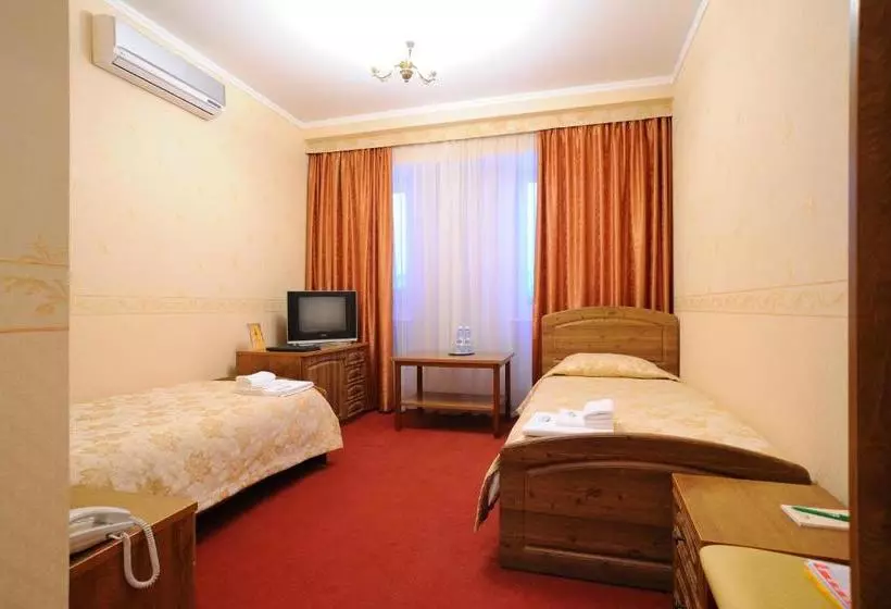 Отель Lermontov