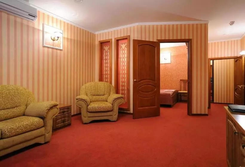 Отель Lermontov