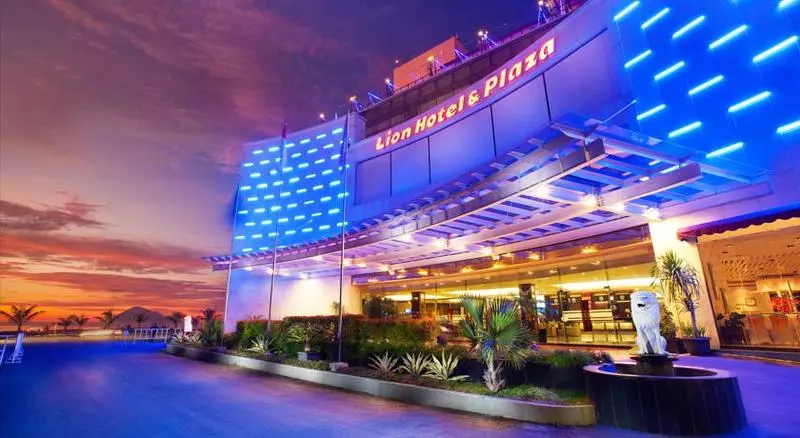 Lion Hotel & Plaza