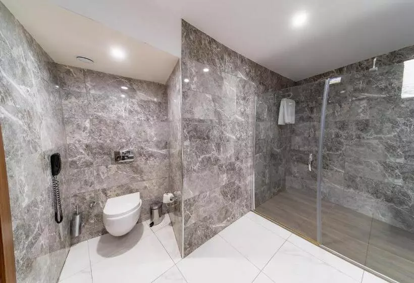 Nevali Hotel & Convention Center