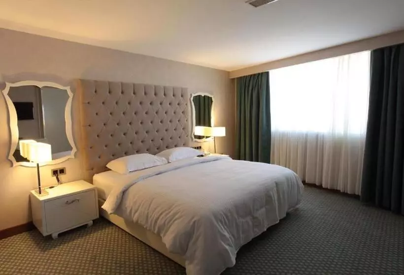 Nevali Hotel & Convention Center