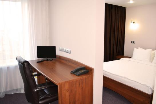 호텔 Polyot Krasnoyarsk