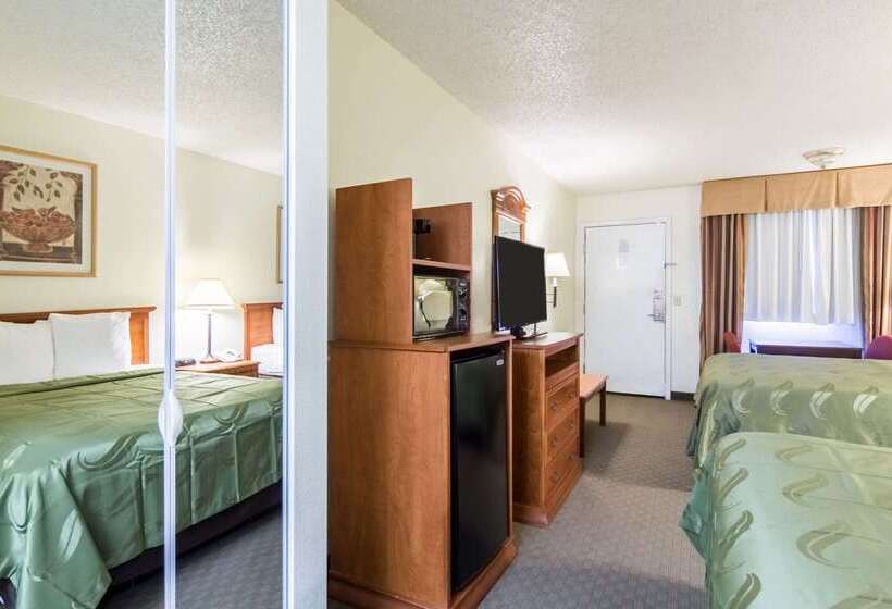 فندق Quality Inn & Suites Alma   Fort Smith Northeast