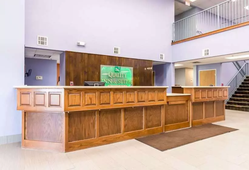 호텔 Quality Inn & Suites Alma   Fort Smith Northeast