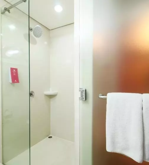 Hotelli Red Planet Quezon City Timog