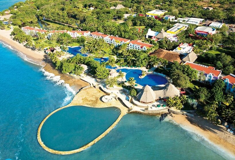 هتل Royal Decameron Salinitas All Inclusive