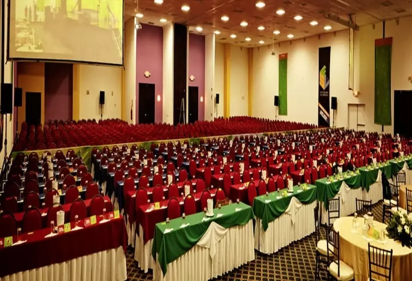 هتل Royal Decameron Salinitas All Inclusive