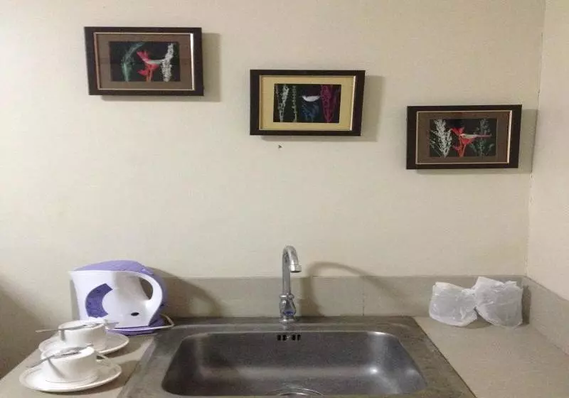 هتل Sabina Suites