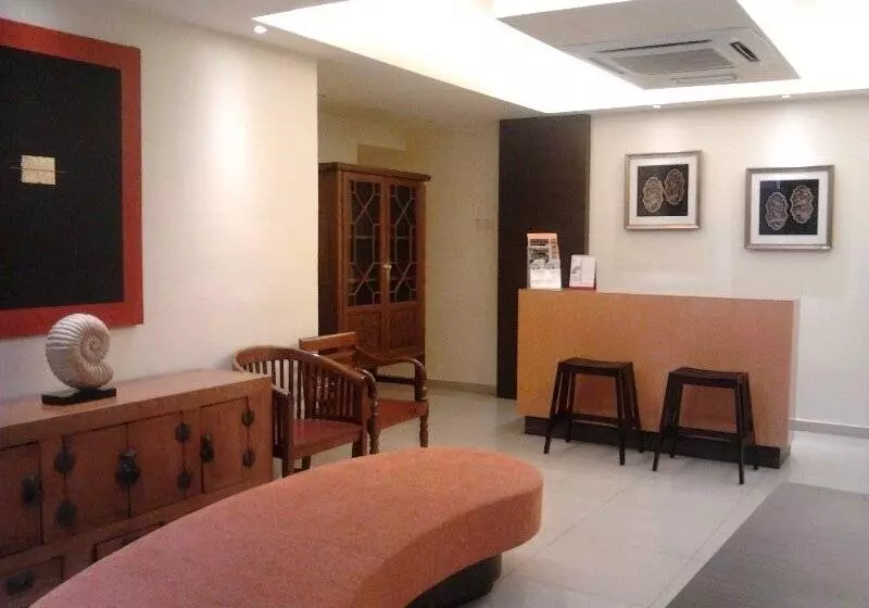 Hotelli Spot On 89698 Budget Inn