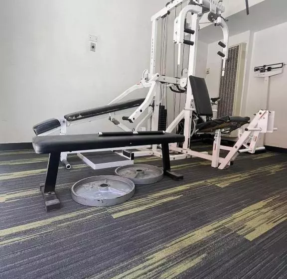 هتل Suites El Paseo