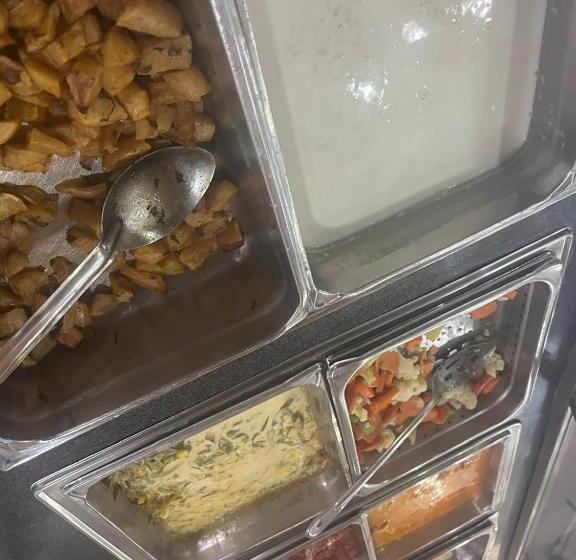 فندق Suites El Paseo