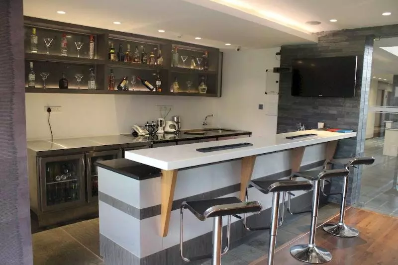 هتل The Fern Residency, Miramar