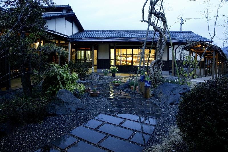 فندق Yufunooyado Hotaru