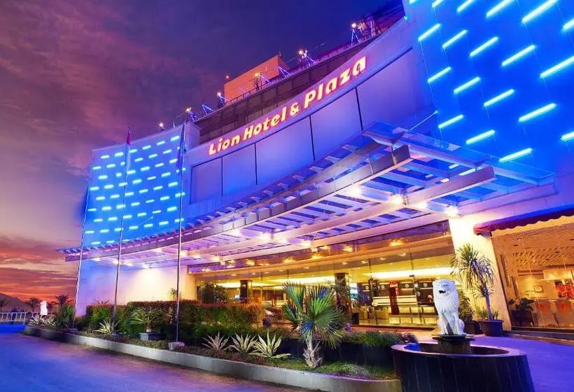 Lion Hotel & Plaza