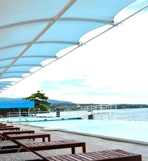 Lion Hotel & Plaza