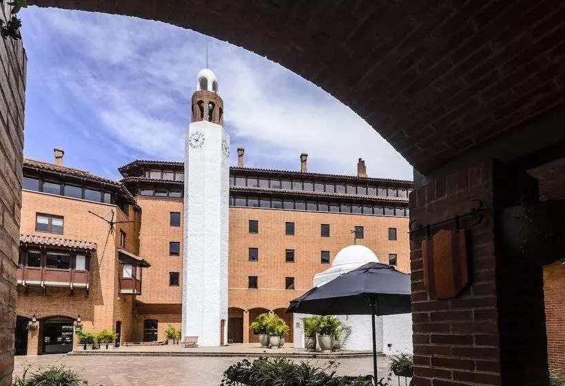 Travelers Condominio Plenitud