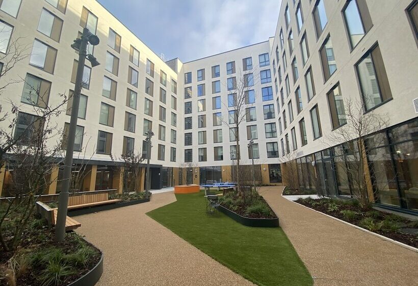 Fromhere Cork Street Self Catering