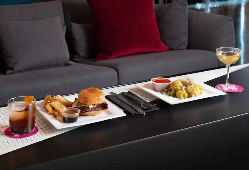 هتل Aloft Oklahoma City Quail Springs